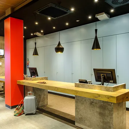 Hotel Ibis Hauptbahnhof Berlín