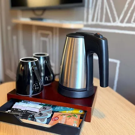 Ibis Hauptbahnhof מלון 3*