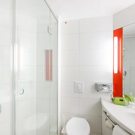 Ibis Hauptbahnhof 3*