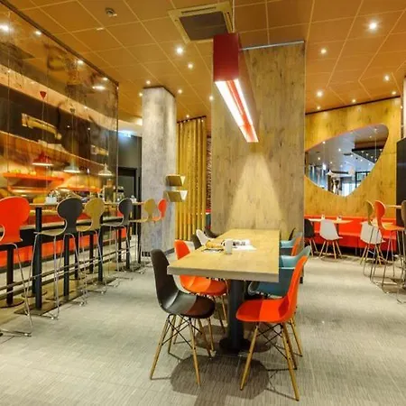 Hotel Ibis Hauptbahnhof 3*