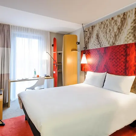 Hotel Ibis Hauptbahnhof 3*