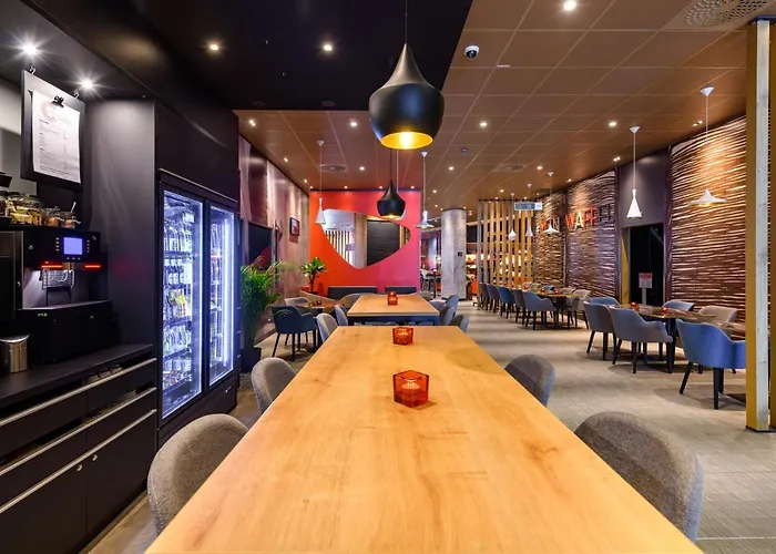 Ibis Hauptbahnhof מלון