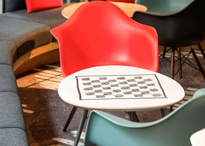 Ibis Hauptbahnhof Hotel 3*