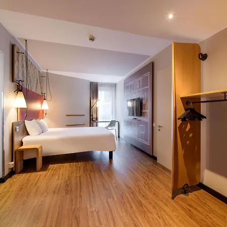 Ibis Hauptbahnhof 3* Berlin